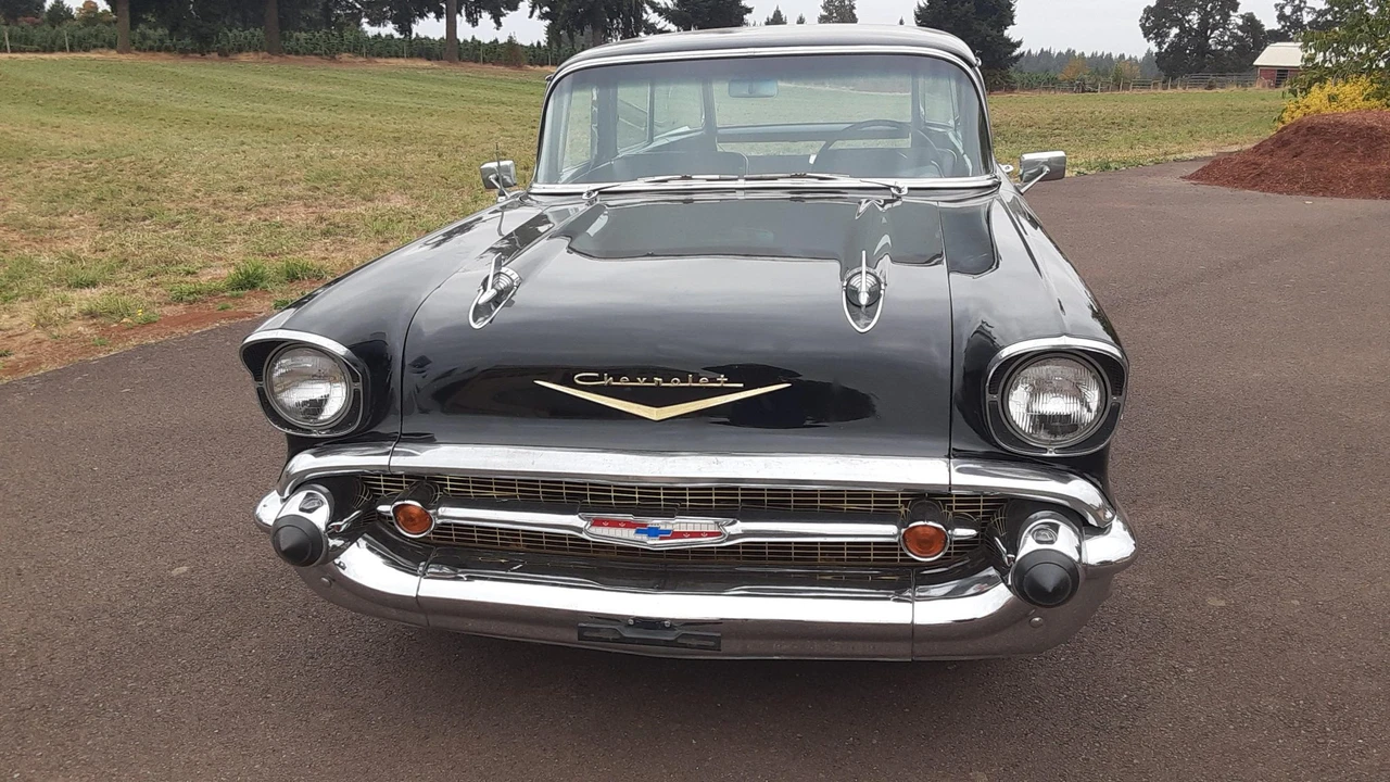 1957 Chevrolet Nomad - Image 4 of 31