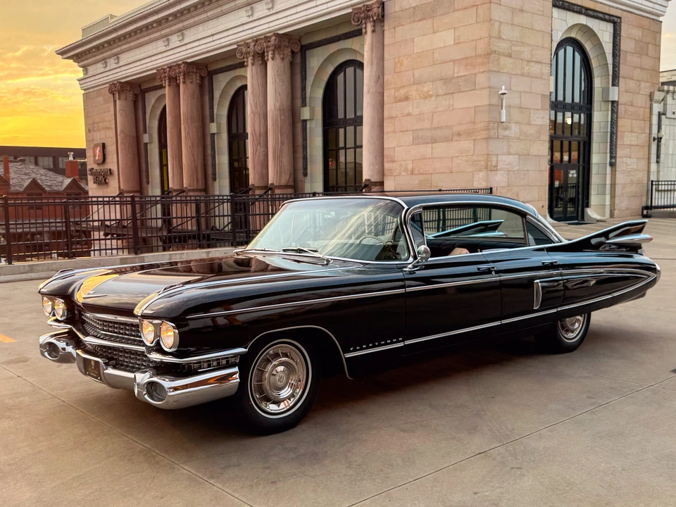 1959 Cadillac Sixty Special - Image 5 of 31
