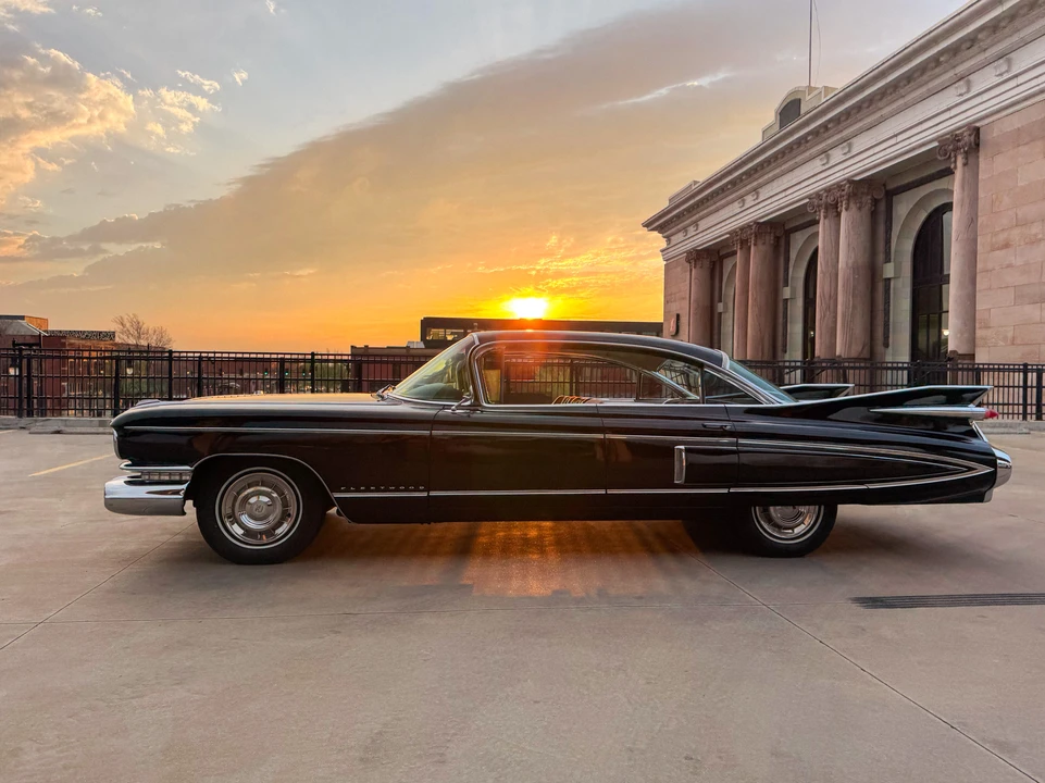 1959 Cadillac Sixty Special - Image 8 of 31