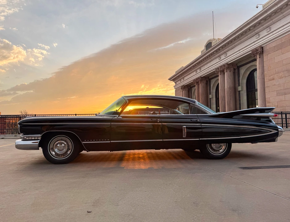 1959 Cadillac Sixty Special - Image 9 of 31