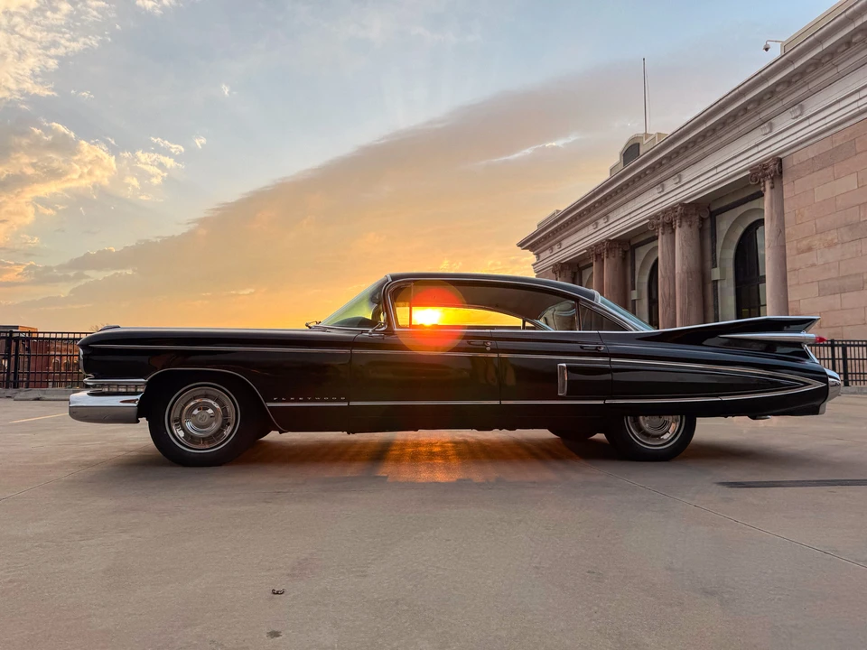 1959 Cadillac Sixty Special - Image 10 of 31