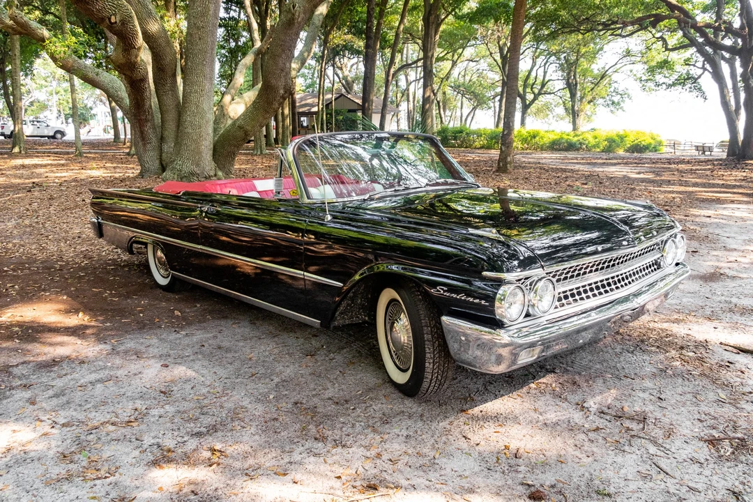1961 Ford Galaxie 2nd Gen - Image 18 of 31