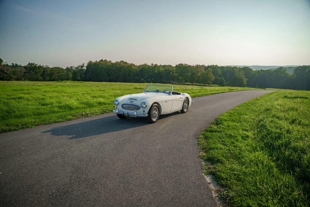 1962 Austin-Healey 3000 Mark II - Image 2 of 31