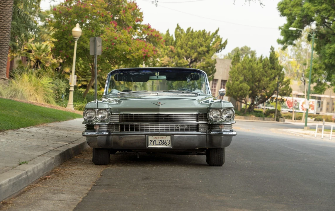 1963 Cadillac Series 62 6th Gen - Image 24 of 31