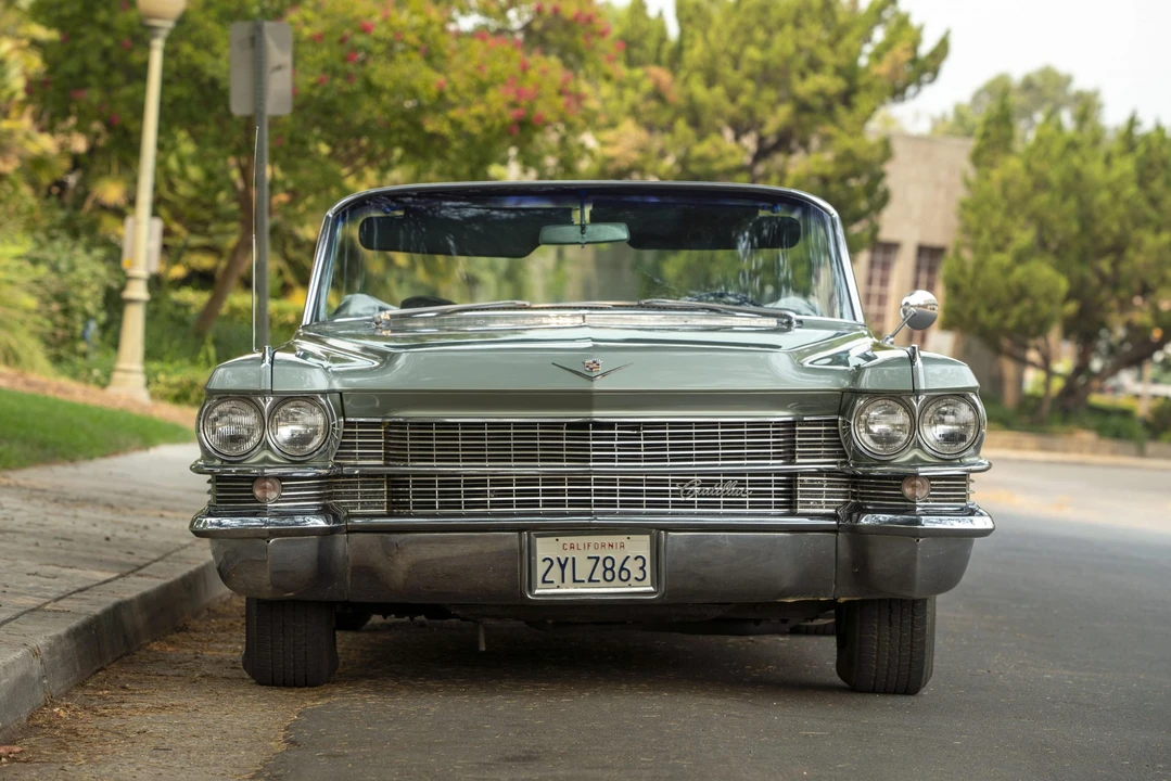 1963 Cadillac Series 62 6th Gen - Image 25 of 31