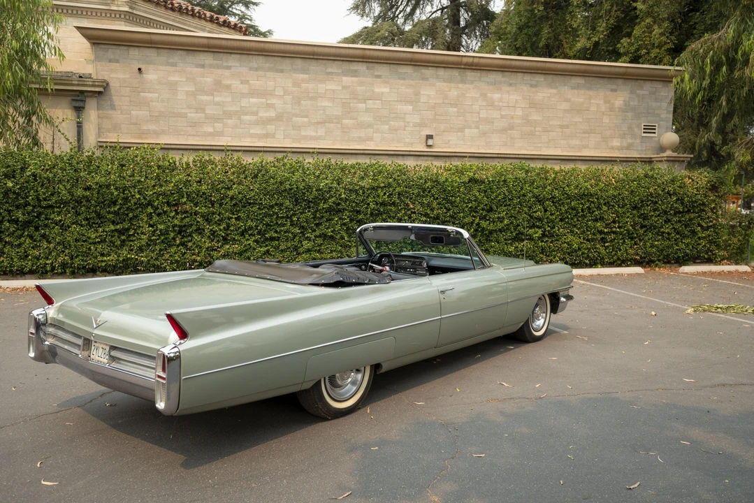 1963 Cadillac Series 62 6th Gen - Image 4 of 31
