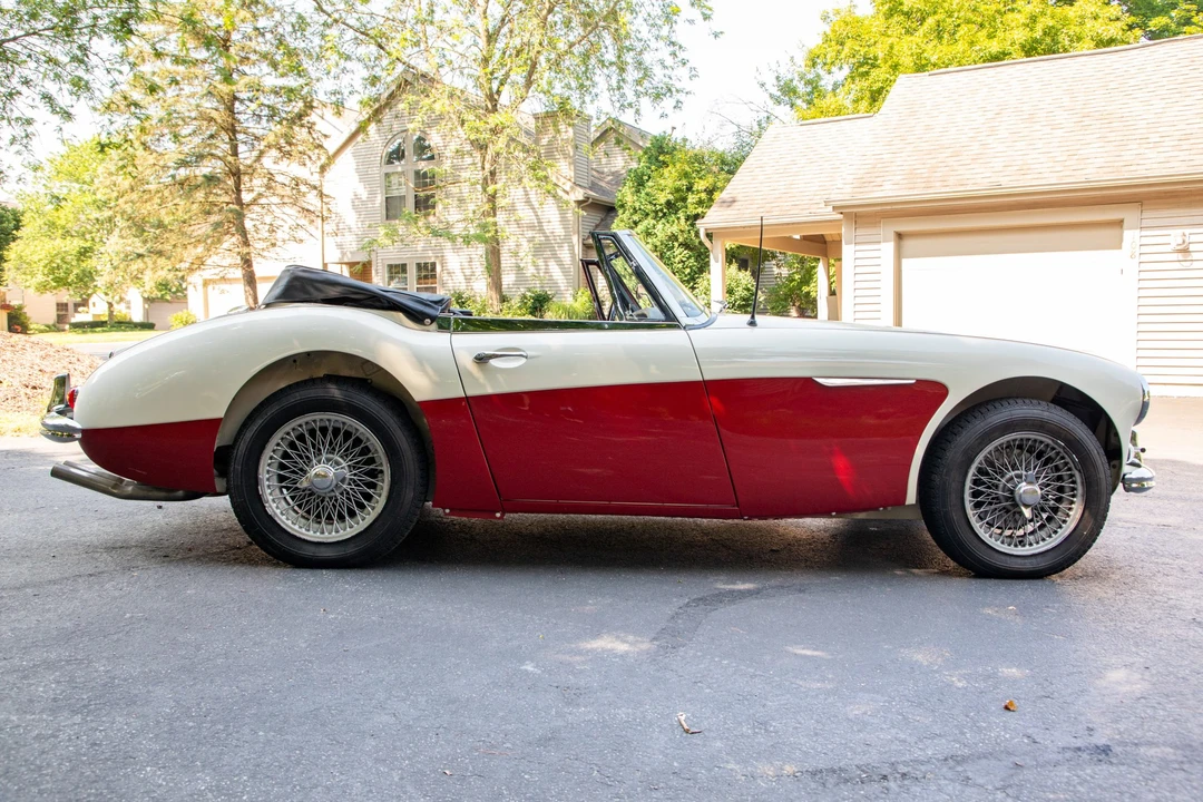 1965 Austin-Healey 3000 Mark III - Image 5 of 31