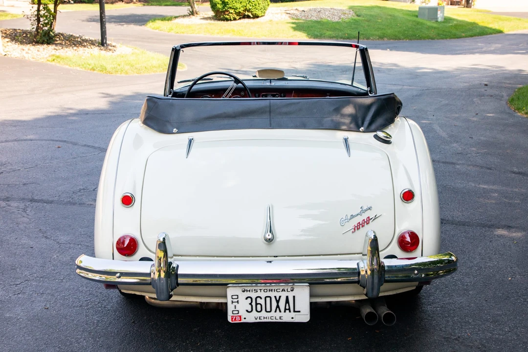 1965 Austin-Healey 3000 Mark III - Image 9 of 31