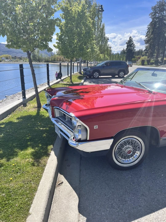 1965 Pontiac Parisienne - Image 24 of 31