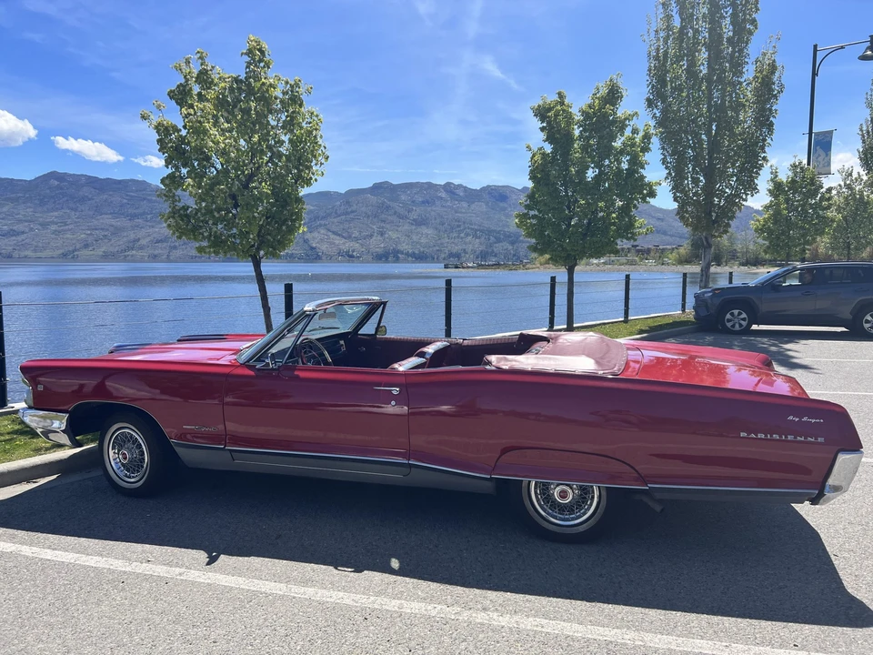 1965 Pontiac Parisienne - Image 12 of 31
