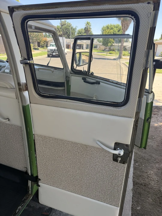 1966 Volkswagen Split-Window Bus - Image 31 of 31