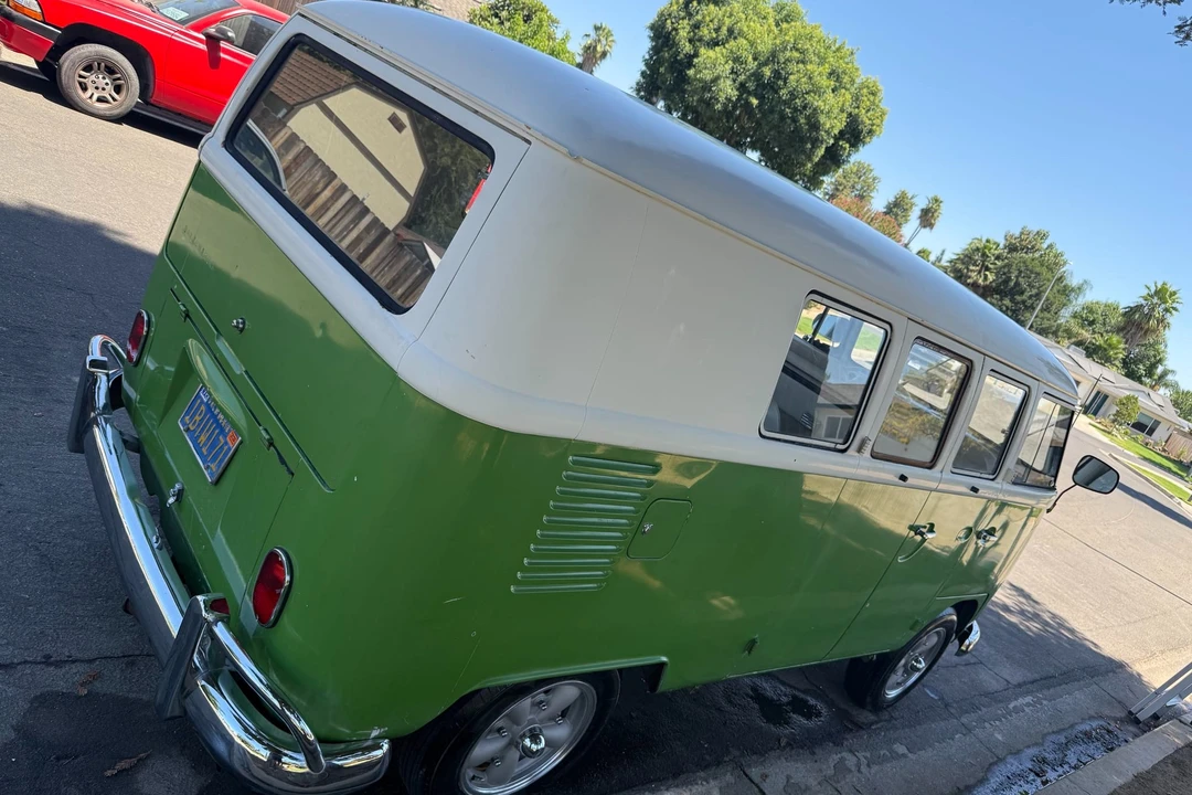 1966 Volkswagen Split-Window Bus - Image 6 of 31