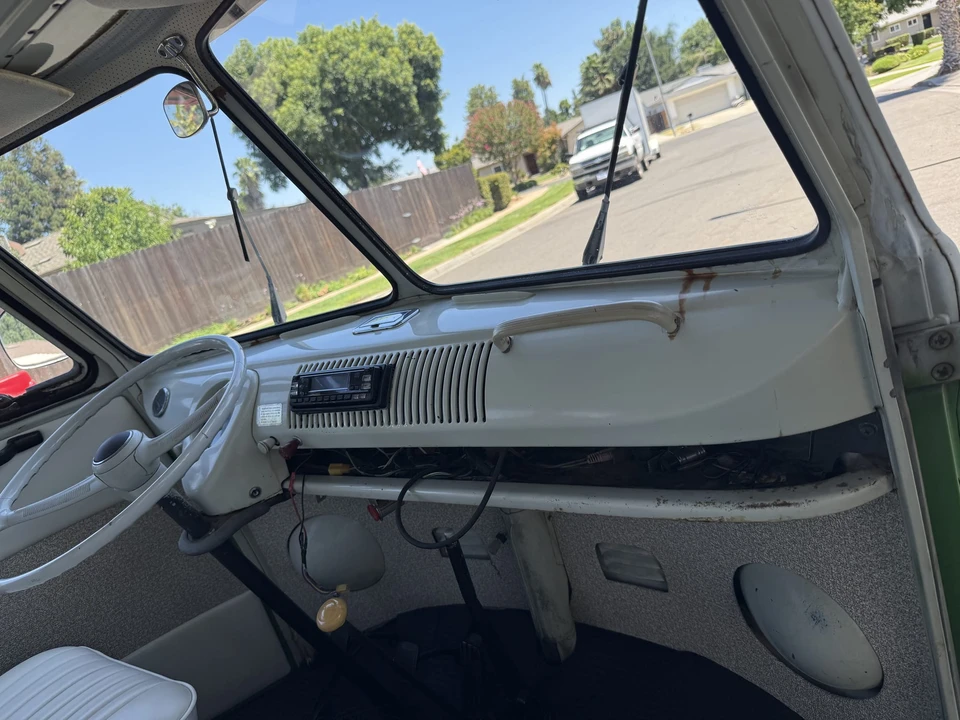 1966 Volkswagen Split-Window Bus - Image 18 of 31