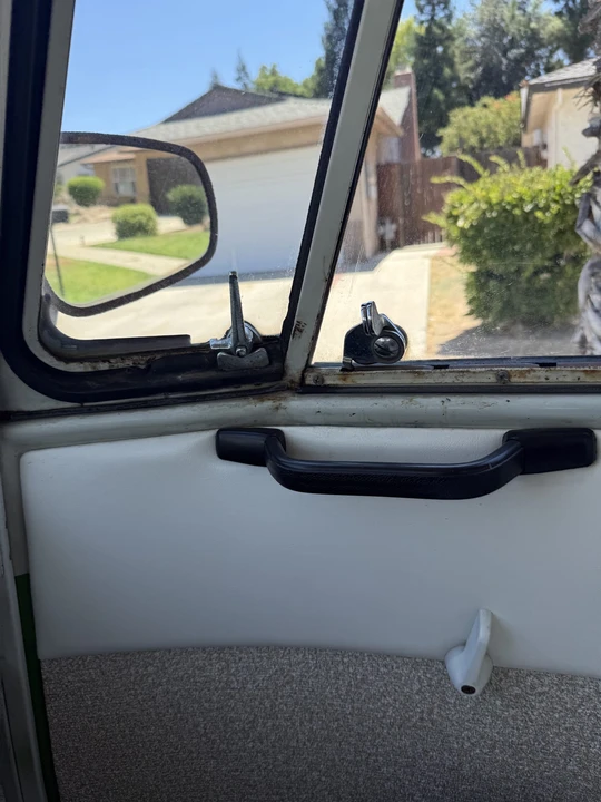1966 Volkswagen Split-Window Bus - Image 28 of 31