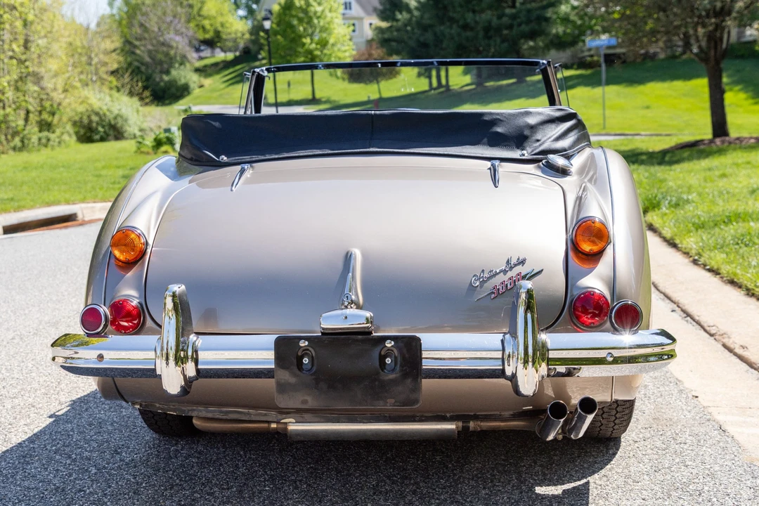 1967 Austin-Healey 3000 Mark III - Image 13 of 31