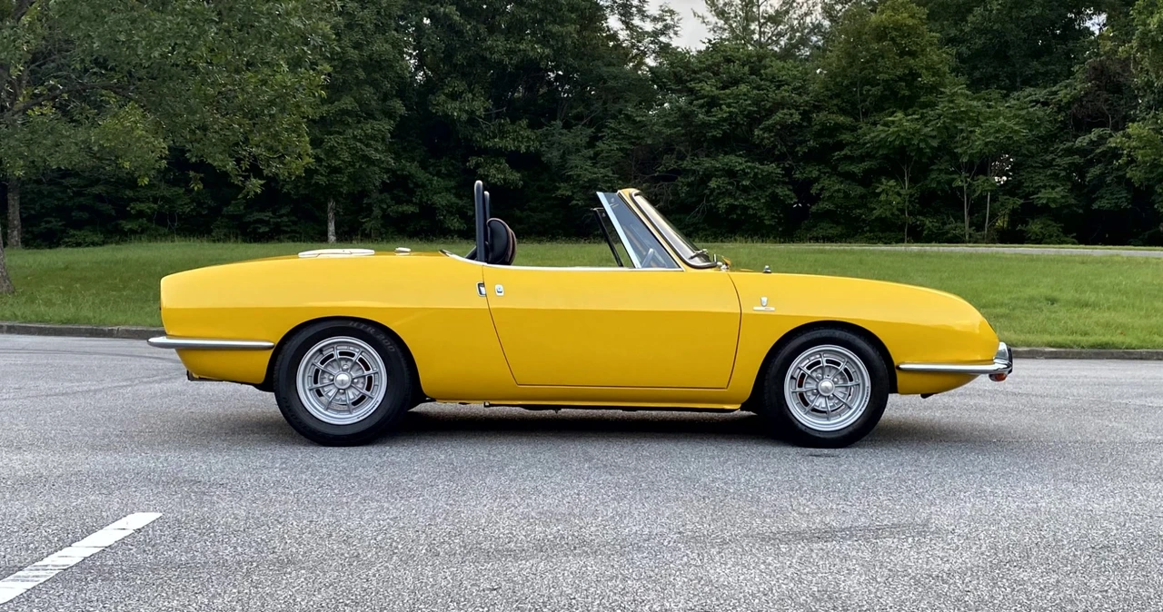 1967 Fiat 850 Spider - Image 13 of 31
