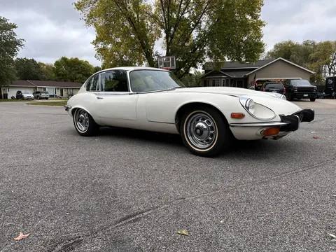 1973 Jaguar E-Type Series 3 V12 2+2 - Image 2 of 31
