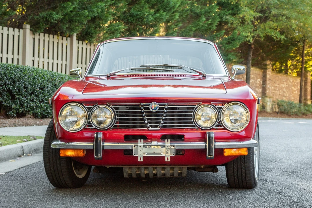 1974 Alfa Romeo 2000 GT Veloce - Image 18 of 31