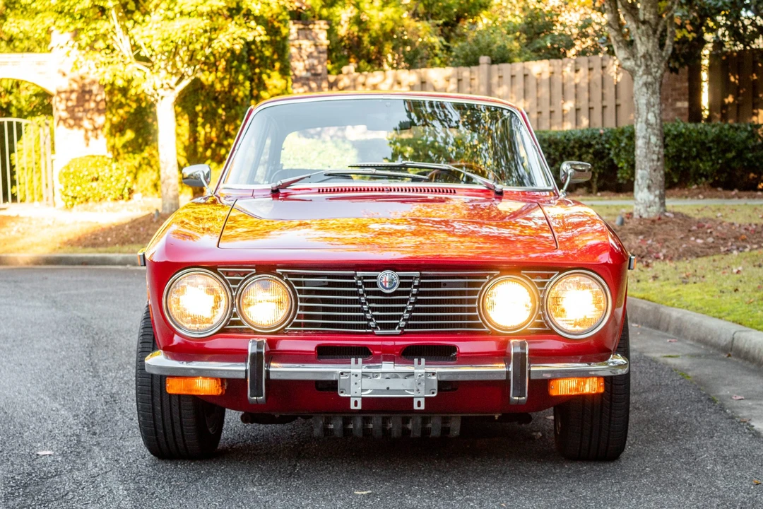 1974 Alfa Romeo 2000 GT Veloce - Image 19 of 31