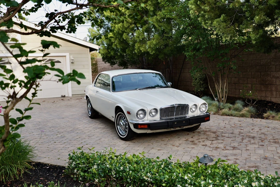 1976 Jaguar XJ Coupe - Image 14 of 31
