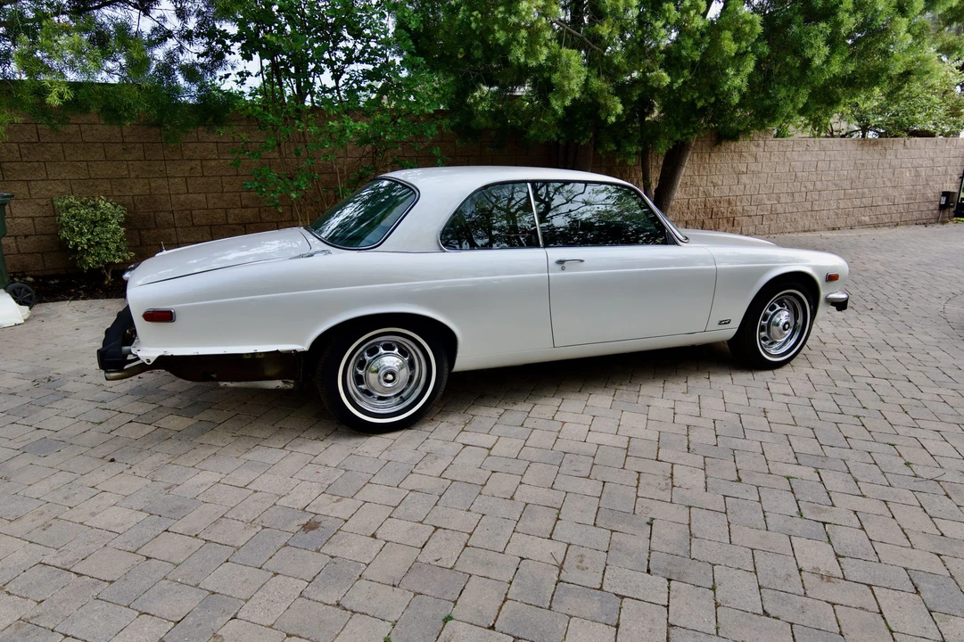 1976 Jaguar XJ Coupe - Image 16 of 31