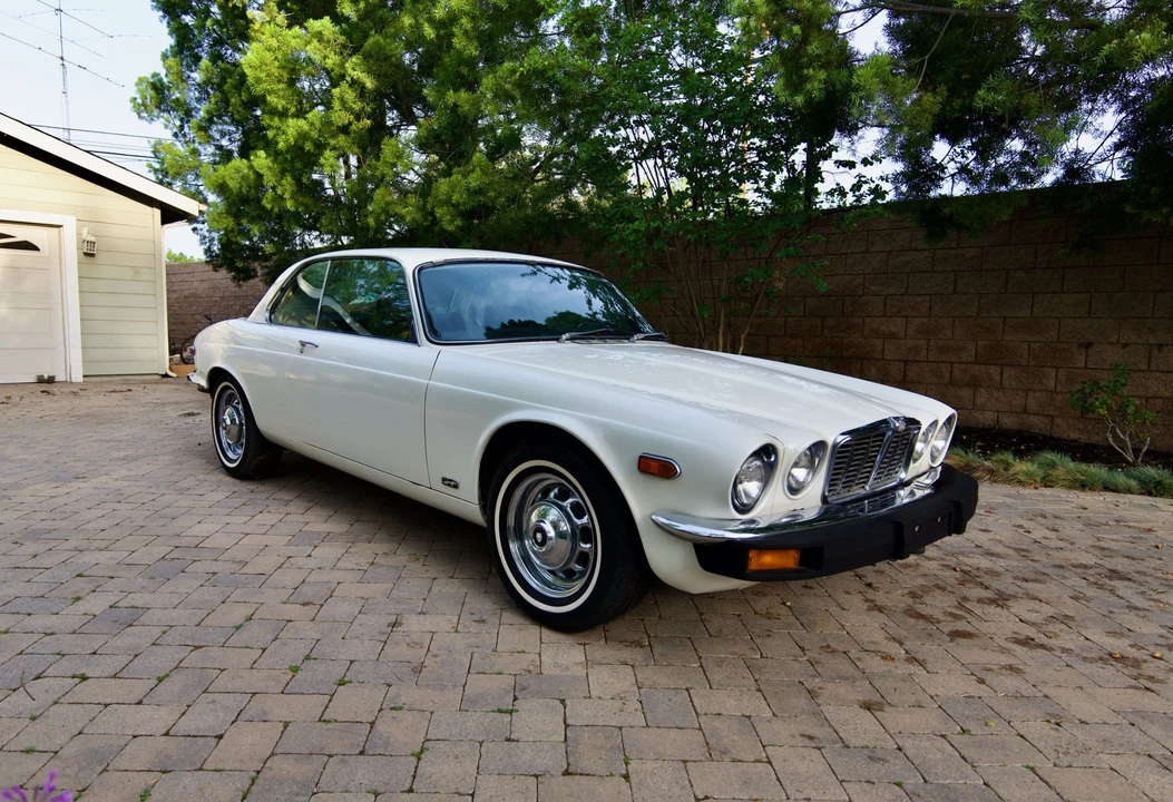 1976 Jaguar XJ Coupe - Image 15 of 31