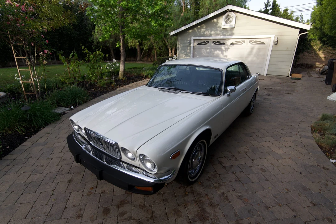1976 Jaguar XJ Coupe - Image 2 of 31