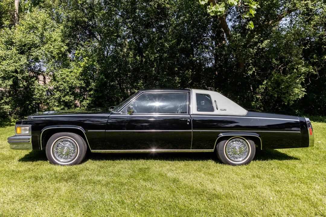 1979 Cadillac DeVille 5th Gen - Image 8 of 31
