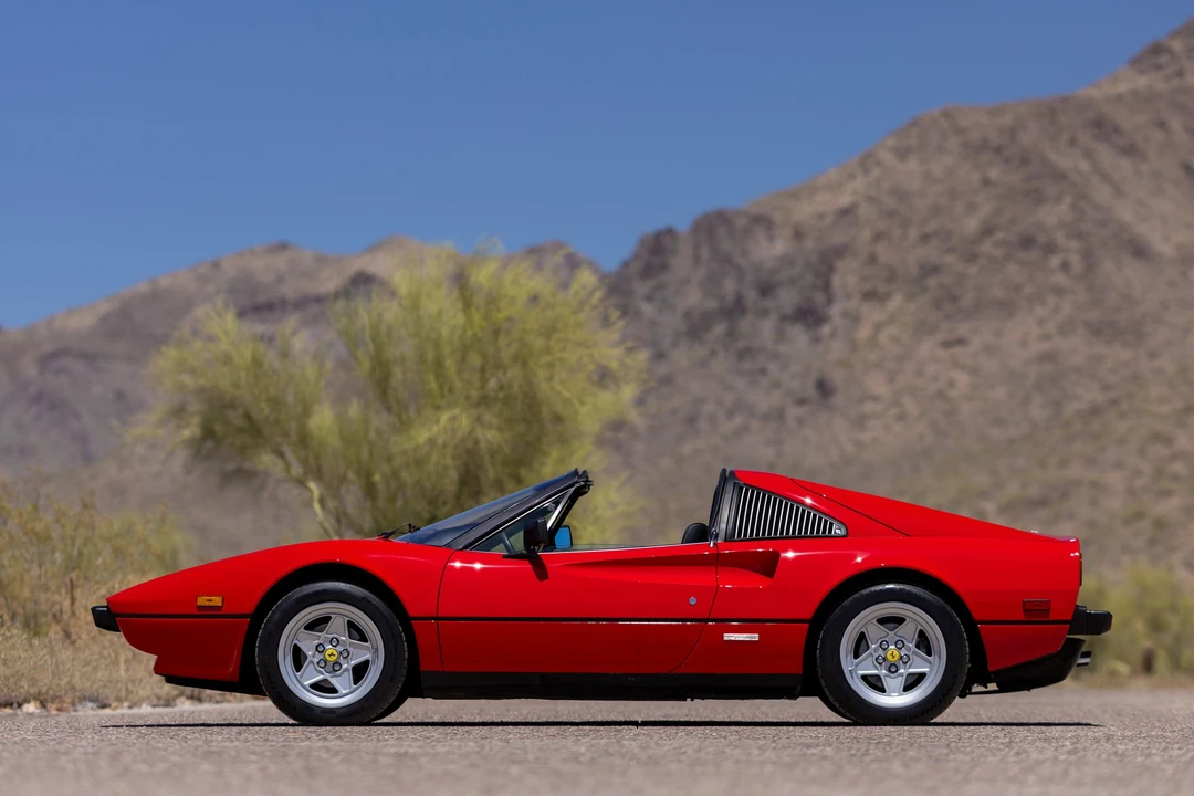 1982 Ferrari 308 GTS - Image 27 of 31