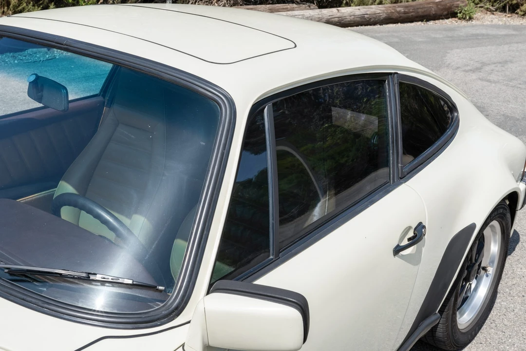 1982 Porsche 911 Carrera SC - Image 15 of 31