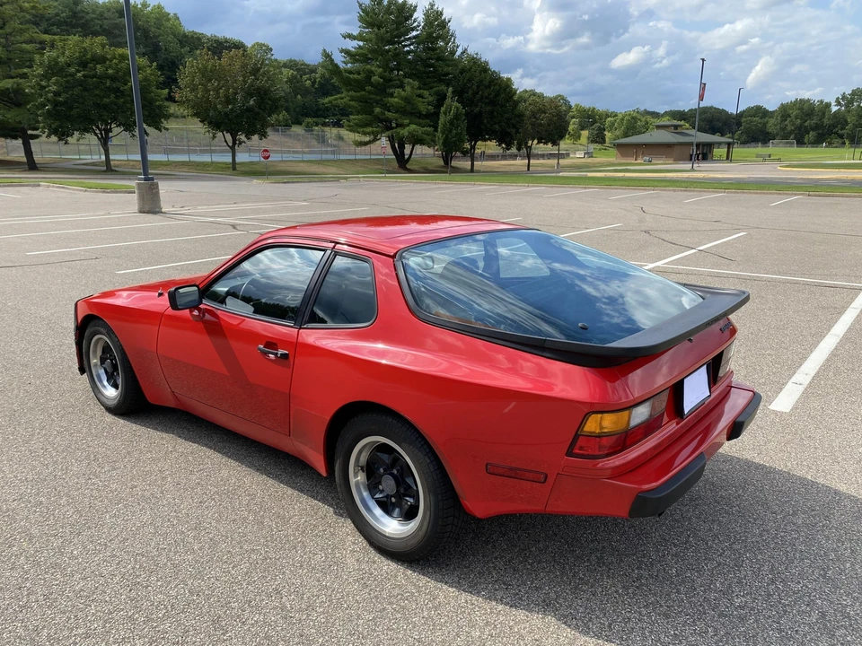 1983 Porsche 944 - Image 13 of 31