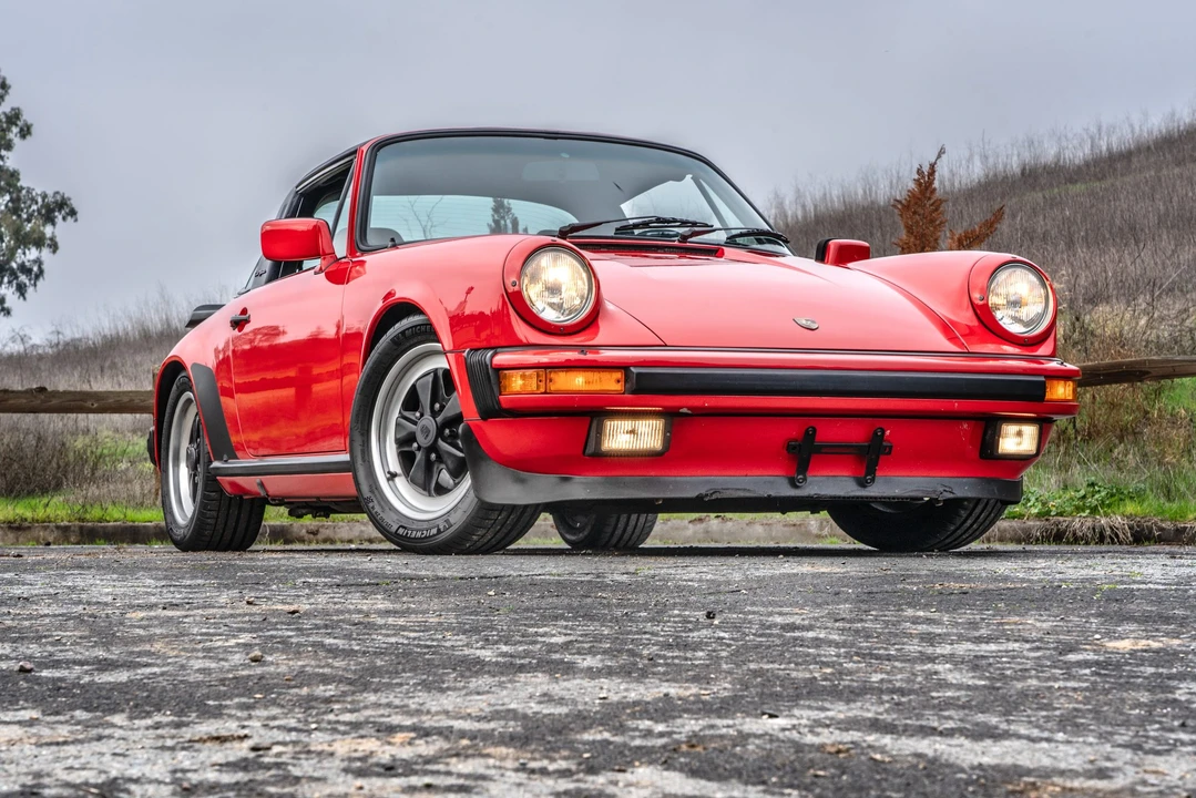 1984 Porsche 911 Carrera 3.2 - Image 9 of 31