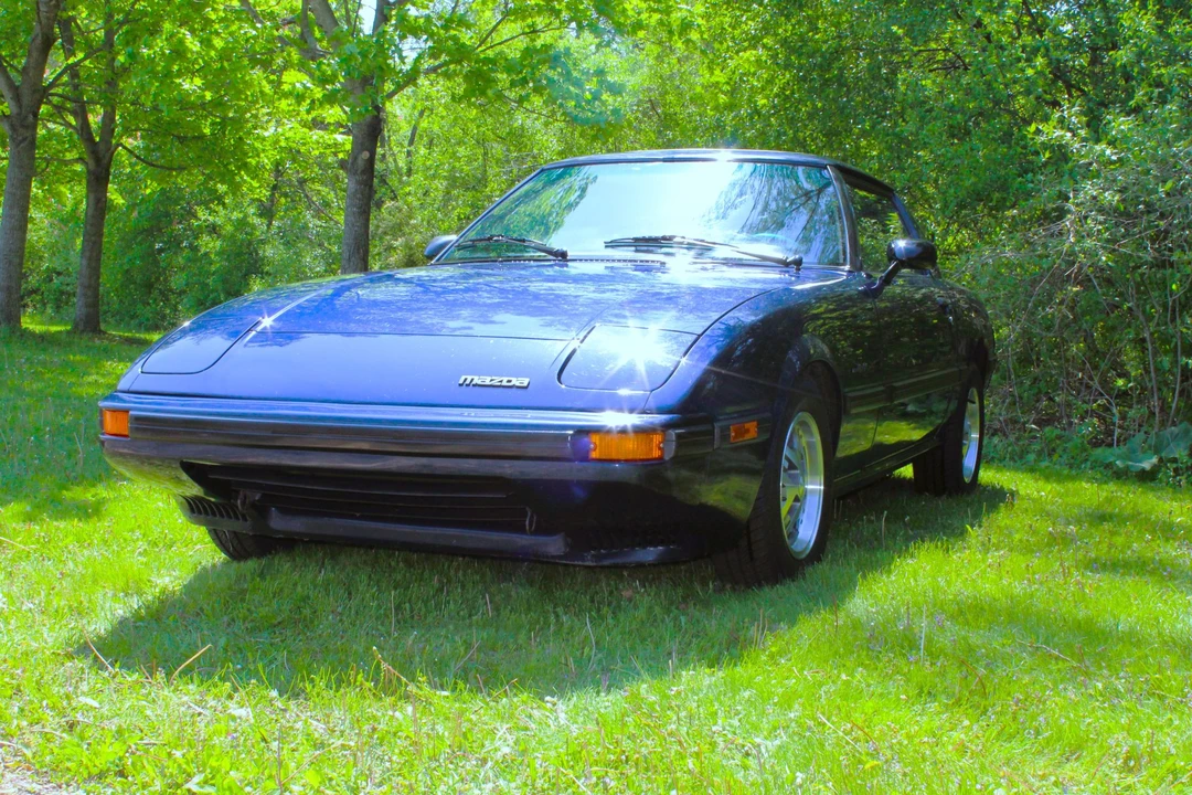 1985 Mazda RX-7 SA & FB - Image 2 of 31