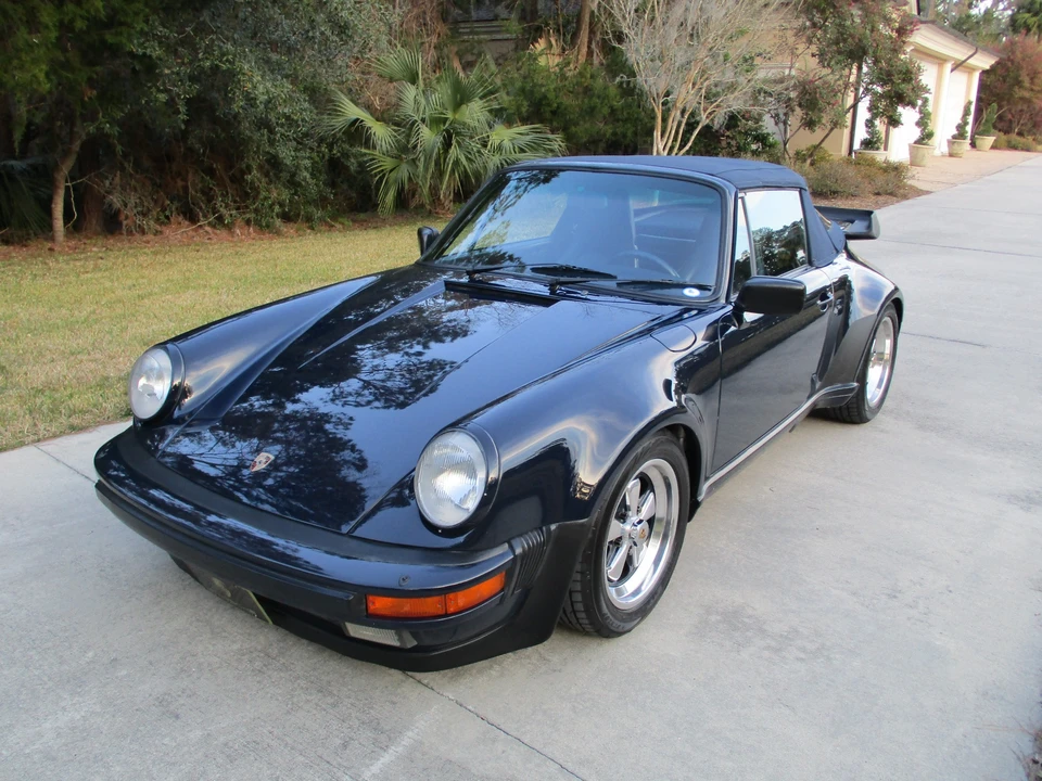 1985 Porsche 911 Carrera 3.2 - Image 17 of 31