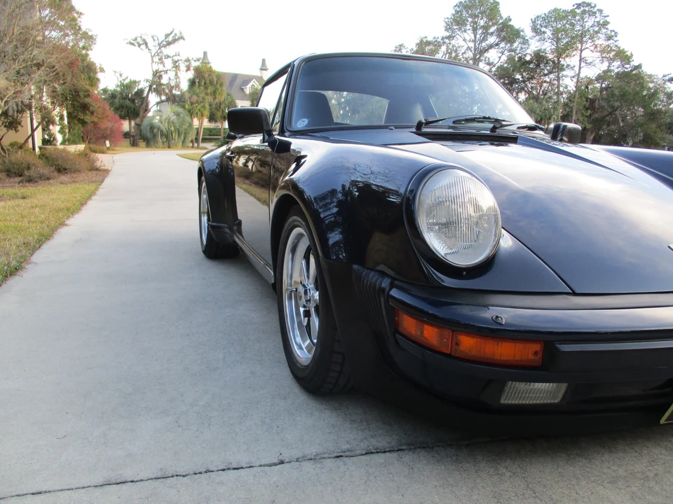 1985 Porsche 911 Carrera 3.2 - Image 28 of 31