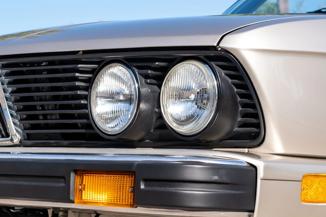 1986 BMW E28 5 Series - Image 12 of 31