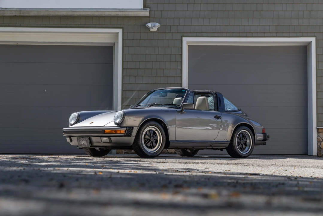 1989 Porsche 911 Carrera 3.2 - Image 5 of 31