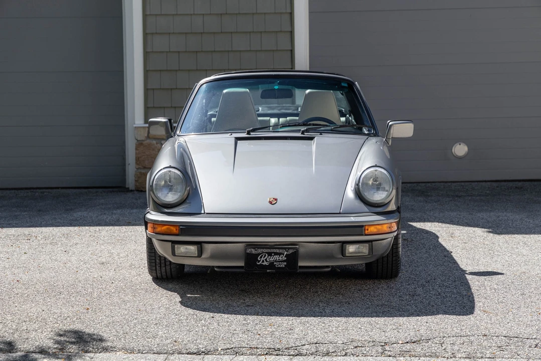 1989 Porsche 911 Carrera 3.2 - Image 11 of 31