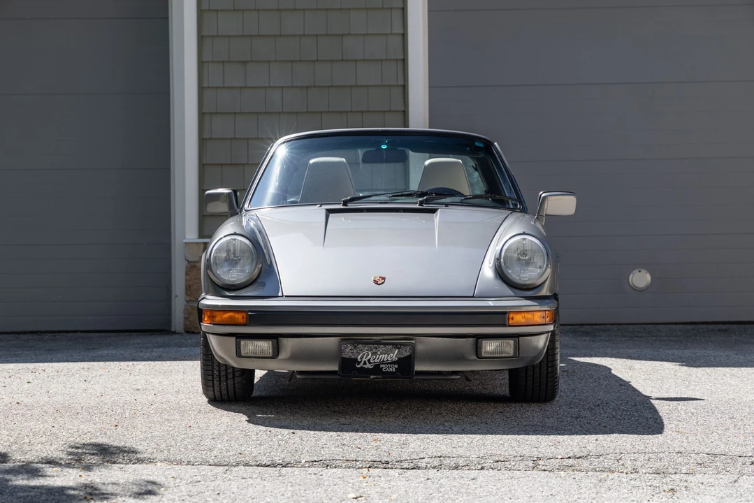 1989 Porsche 911 Carrera 3.2 - Image 10 of 31