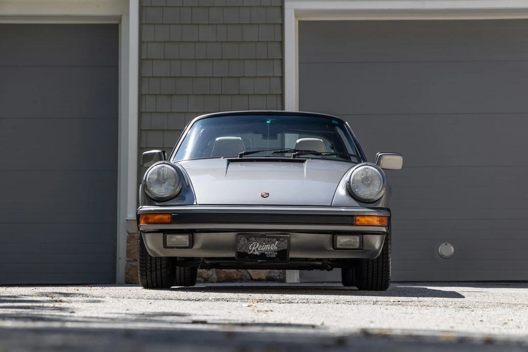 1989 Porsche 911 Carrera 3.2 - Image 9 of 31