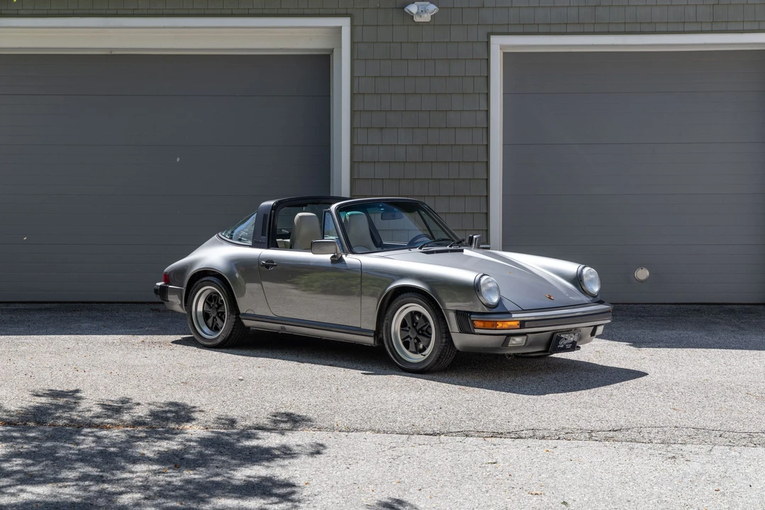 1989 Porsche 911 Carrera 3.2 - Image 13 of 31