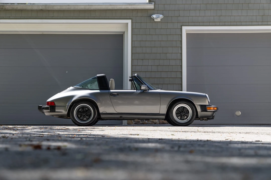1989 Porsche 911 Carrera 3.2 - Image 16 of 31