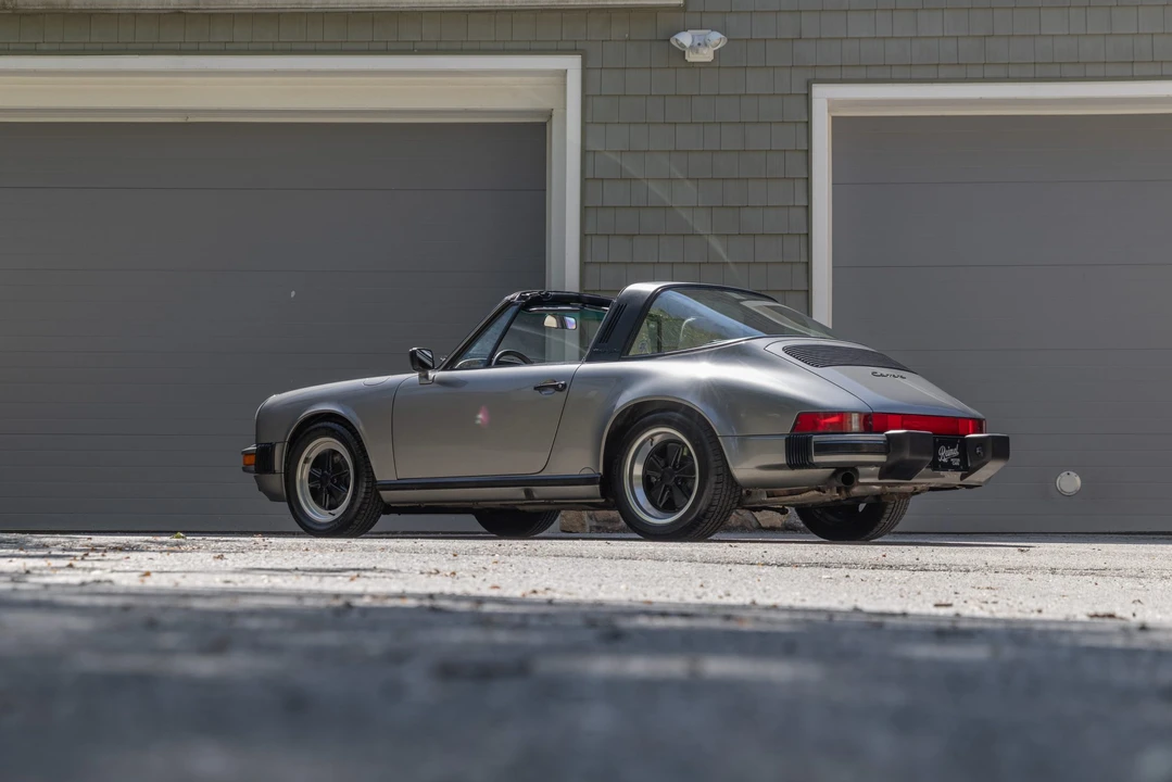 1989 Porsche 911 Carrera 3.2 - Image 30 of 31
