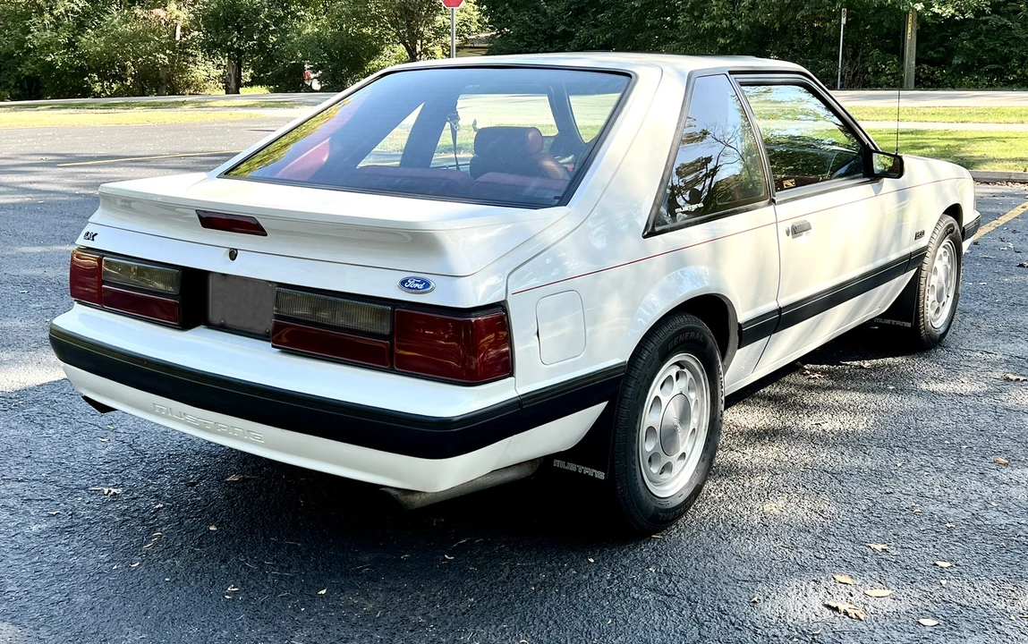 1990 Ford Mustang 3rd Gen - Image 7 of 31