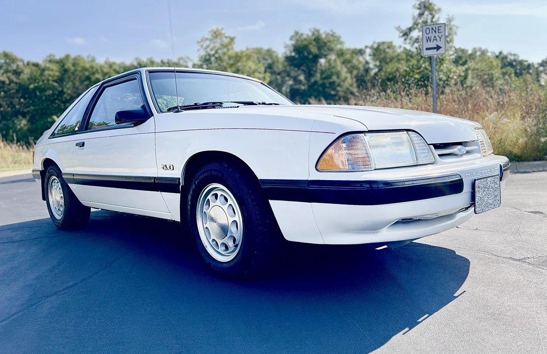1990 Ford Mustang 3rd Gen - Image 4 of 31
