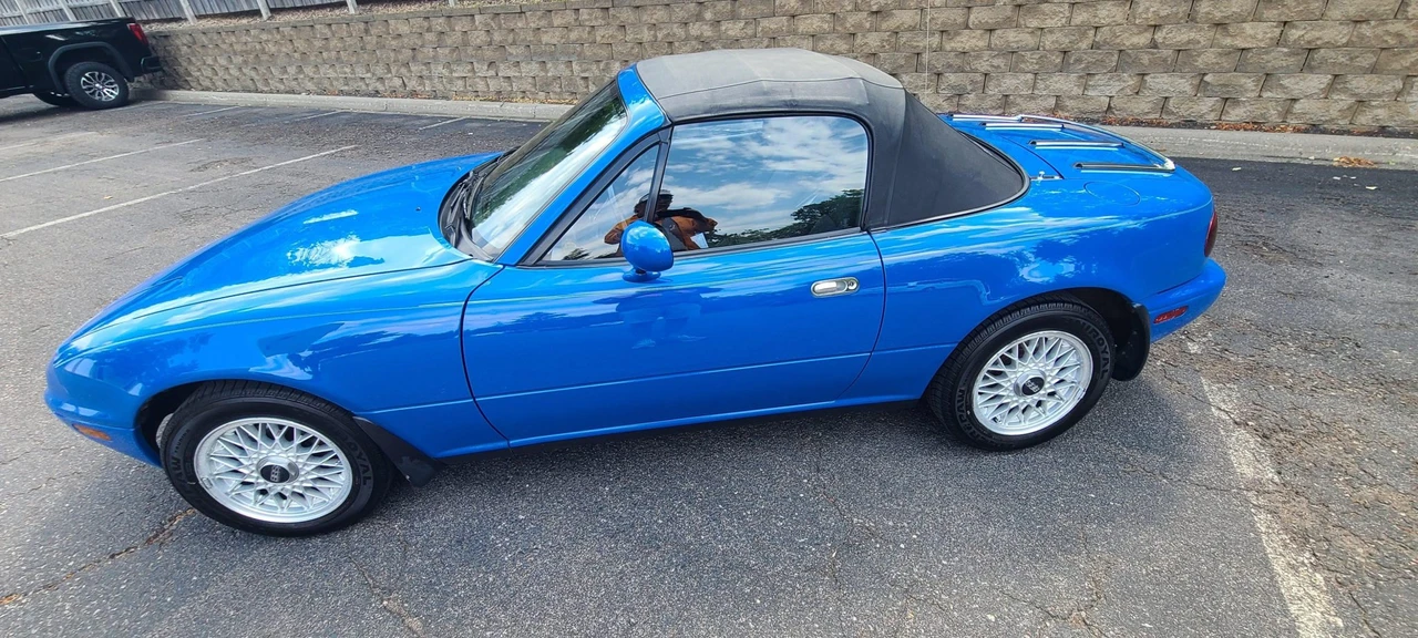 1990 Mazda NA MX-5 Miata - Image 21 of 31