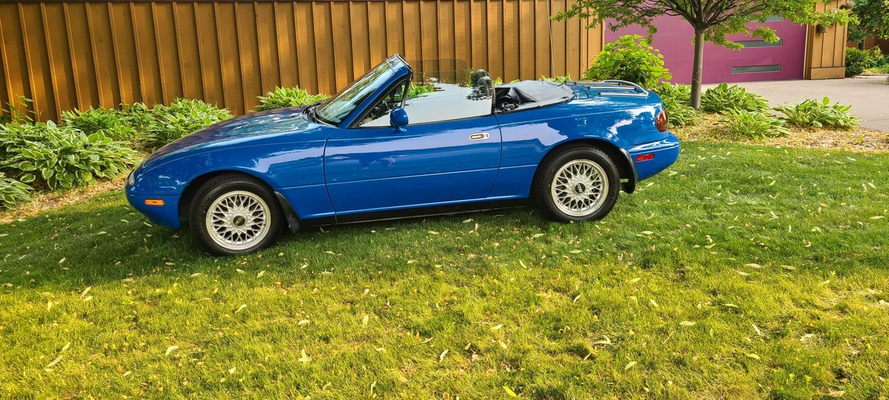 1990 Mazda NA MX-5 Miata - Image 14 of 31