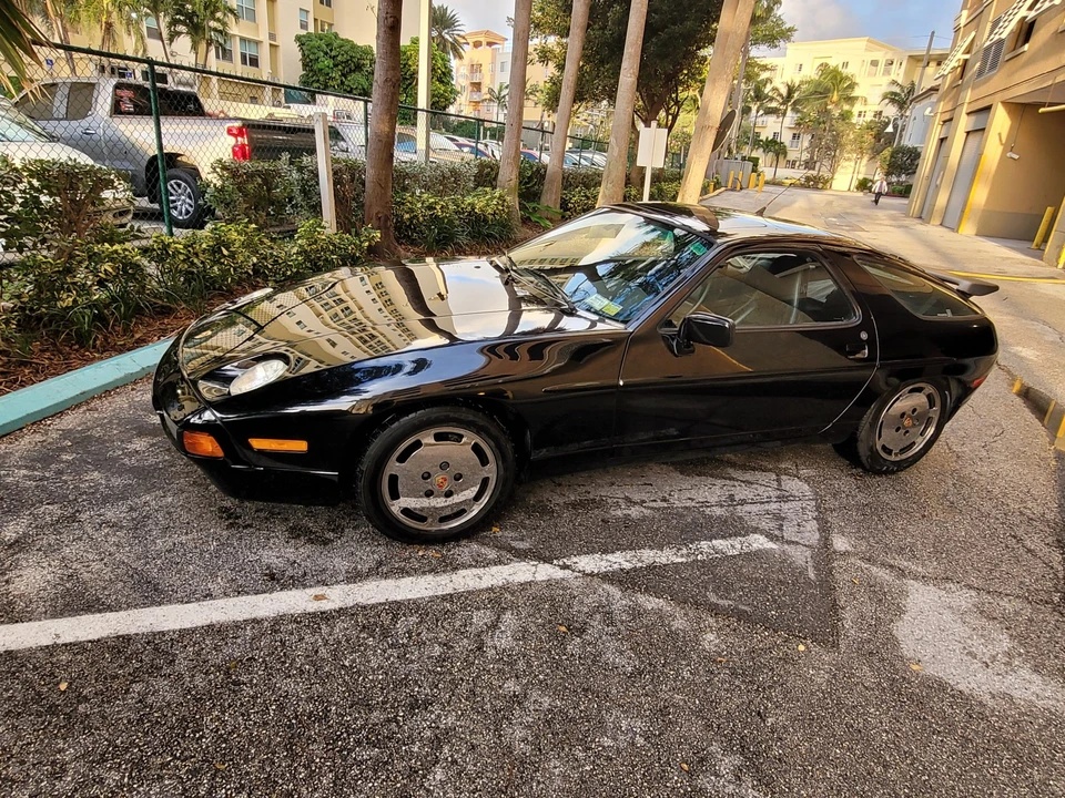 1990 Porsche 928 S4 - Image 3 of 31