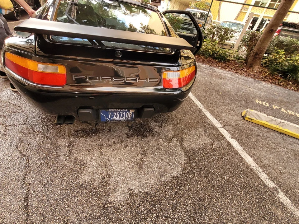 1990 Porsche 928 S4 - Image 11 of 31
