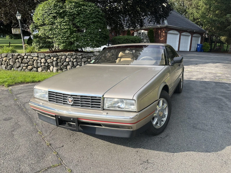 1991 Cadillac Allante - Image 7 of 31